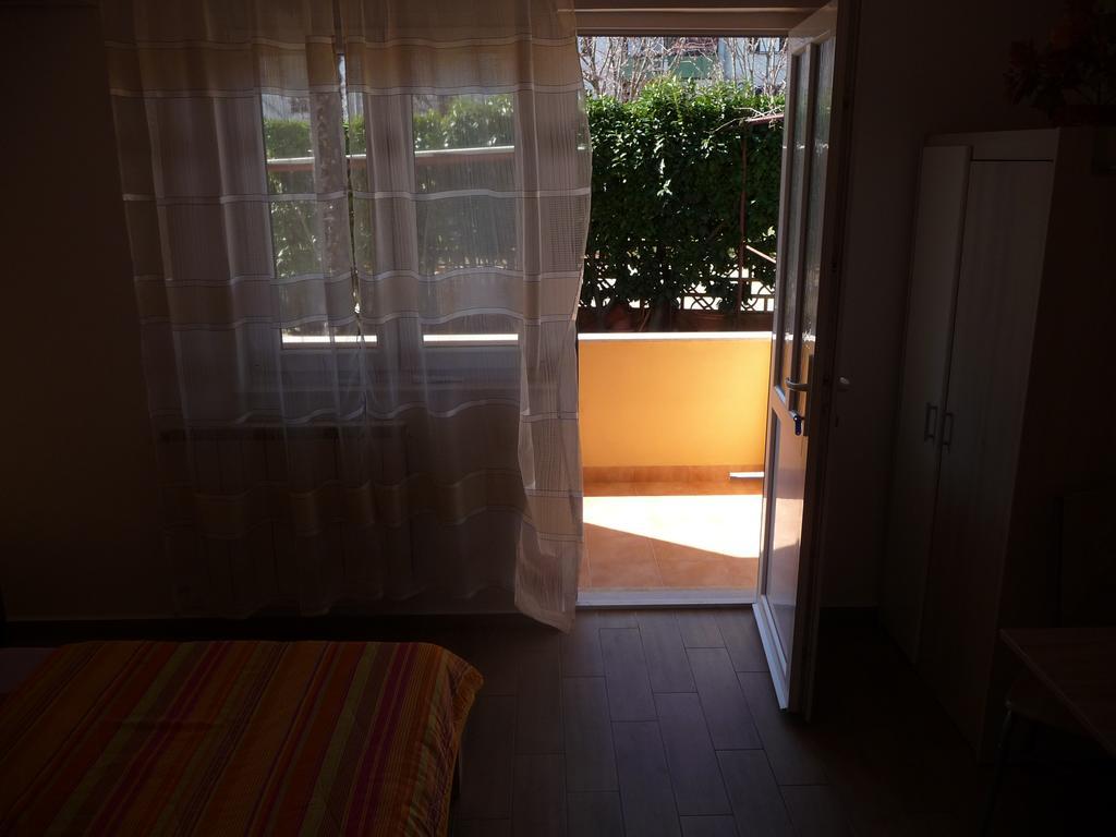 Apartments & Rooms Milka Umag Exterior photo